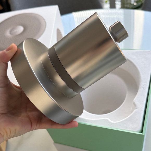 Jolie Silver Showerhead - Picture 4 of 4